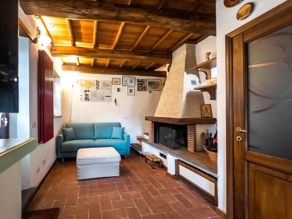 Deliziosa Casetta Sull'Appennino Toscano Montefegatesi Buitenkant foto