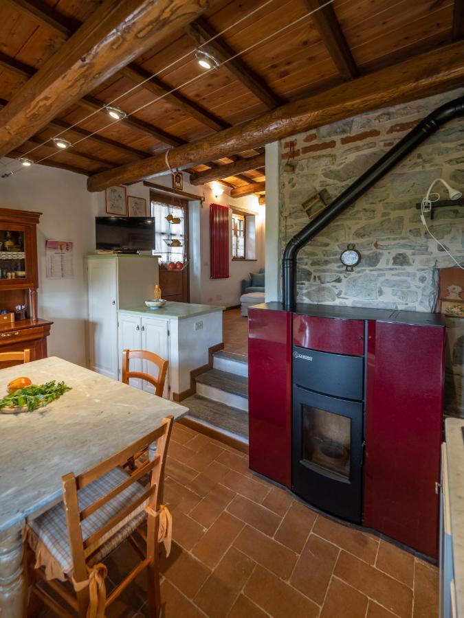 Deliziosa Casetta Sull'Appennino Toscano Montefegatesi Buitenkant foto