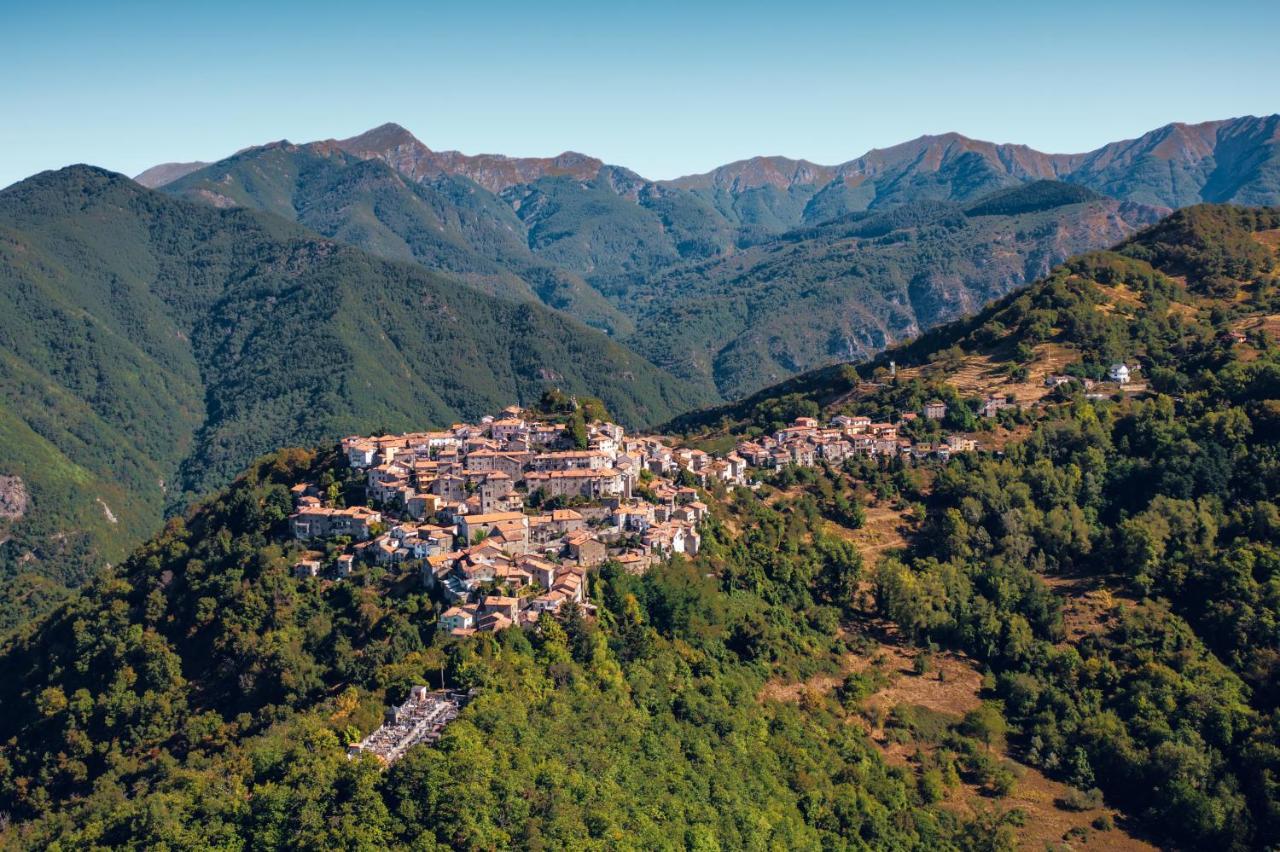 Deliziosa Casetta Sull'Appennino Toscano Montefegatesi Buitenkant foto